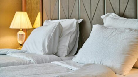 Cum faci clienții să revină? Top 3 secrete ale proprietarilor de pensiuni și hoteluri