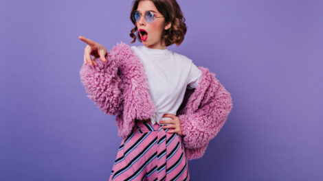 Ce este un „fashion influencer” și cum îmi poate influența alegerile vestimentare