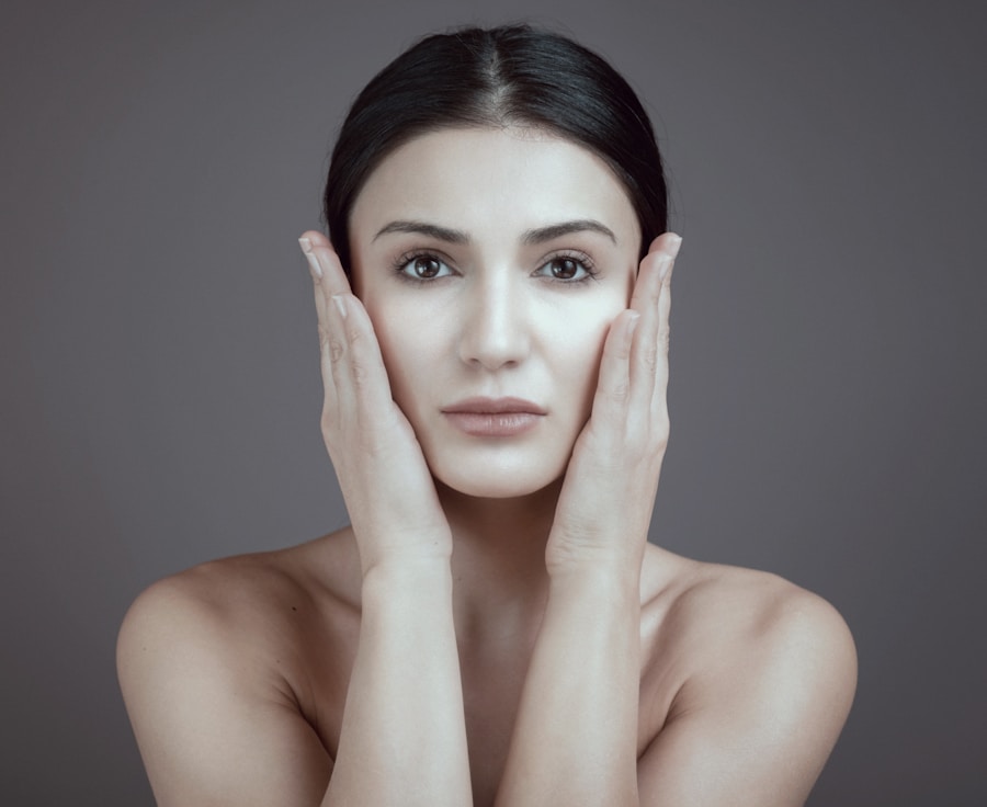 Photo "The art of preventing signs of aging: Skincare tips"