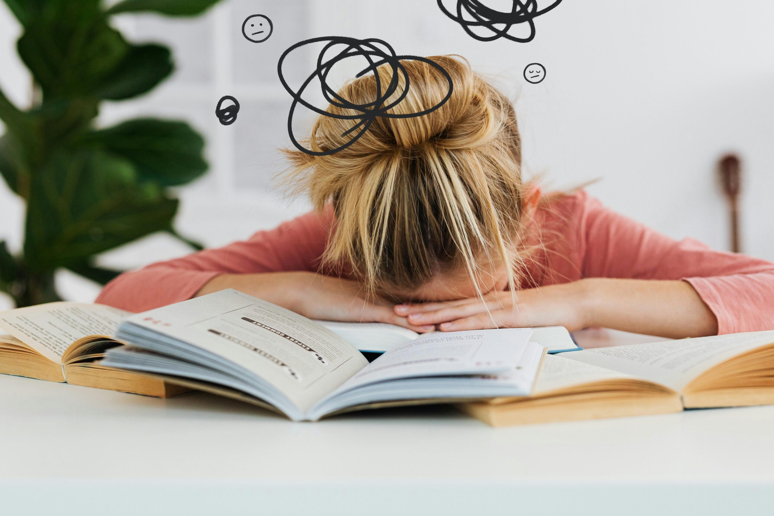 3 trucuri pentru a fi mai productiv (și a scăpa de procrastinare)