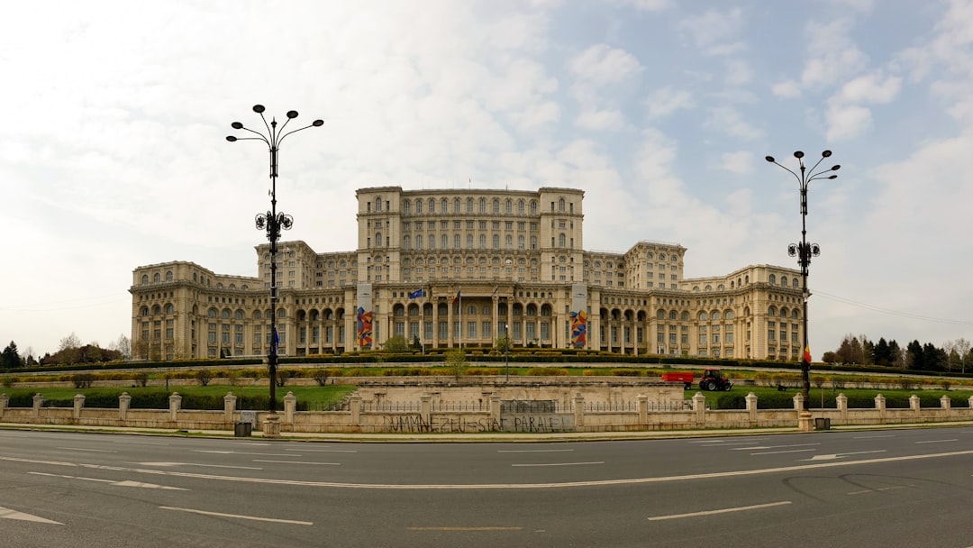 Photo news influence stability Romania market