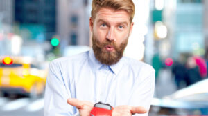 Ce acte îți trebuie pentru a închiria o mașină în București, dacă ești român sau străin