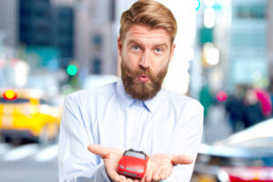 Ce acte îți trebuie pentru a închiria o mașină în București, dacă ești român sau străin