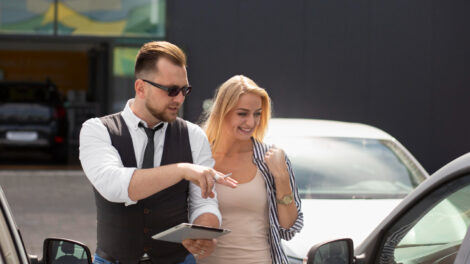 Leasing operațional sau închiriere pe termen lung: care este diferența reală pentru o companie din București?