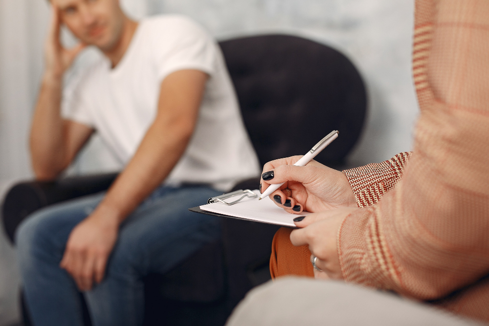 Cum ajută terapia la echilibrul dintre viața personală și profesională?