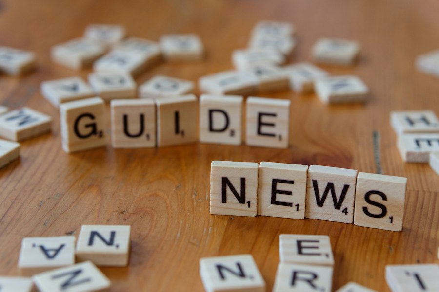Photo selecting the main news